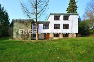 Großzügiges Wohnerlebnis in idyllischer Lage