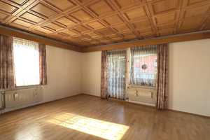 Dreifamilienhaus mit schönem Garten, Doppel- und Einzelgarage sowie Stellplatz – Esslingen (Kreis) – Vorschaubild 7
