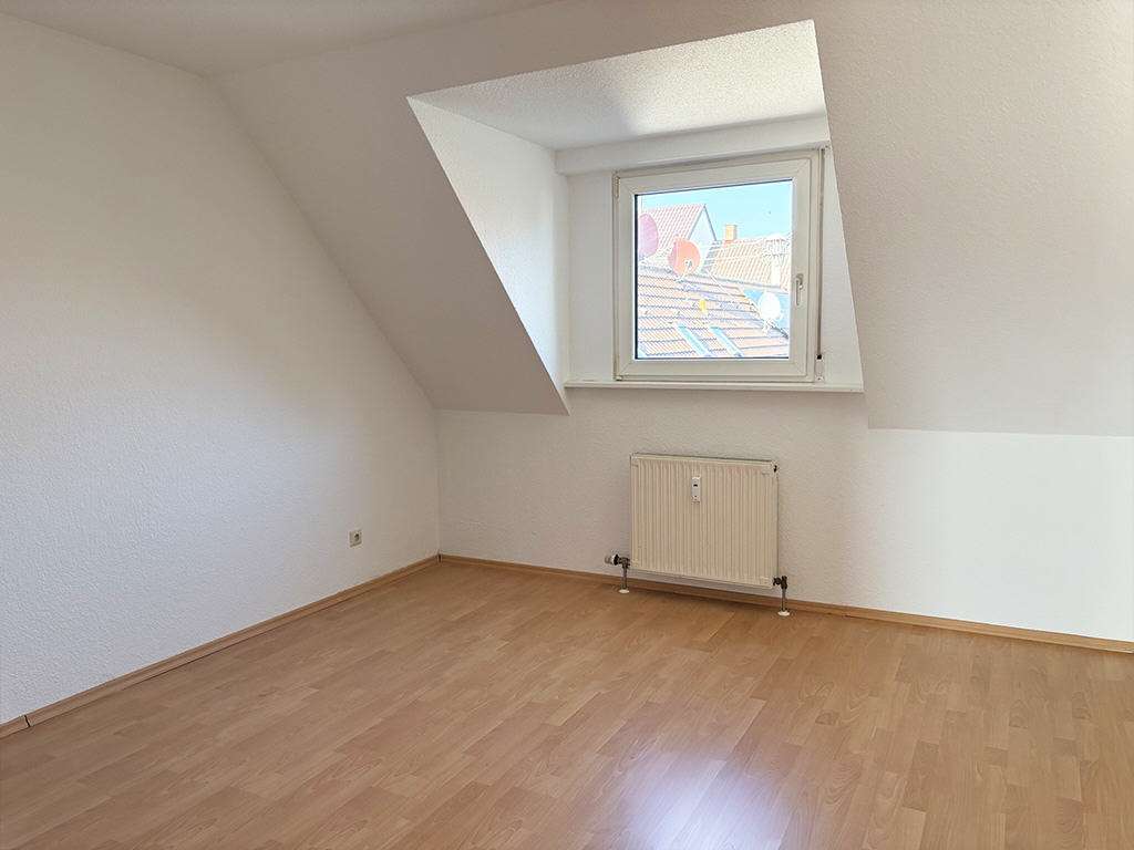 Immobilie in Freudental - Sofort frei: Großzügige, gepflegte 4-Zimmer-Maisonette-ETW 
mit Balkon und TG-Stellplatz - Bild 0