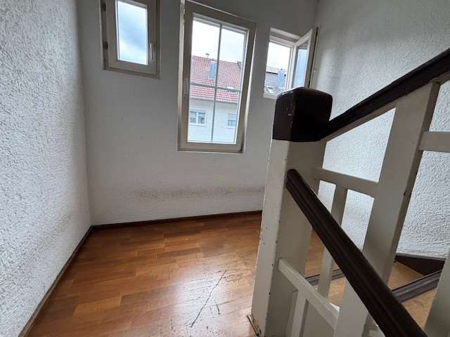 Immobilie in Gernsbach - - Achtung Kapitalanleger  -
Charmante 2 Zimmer Altbauwohnung in Gernsbach! - Bild 0