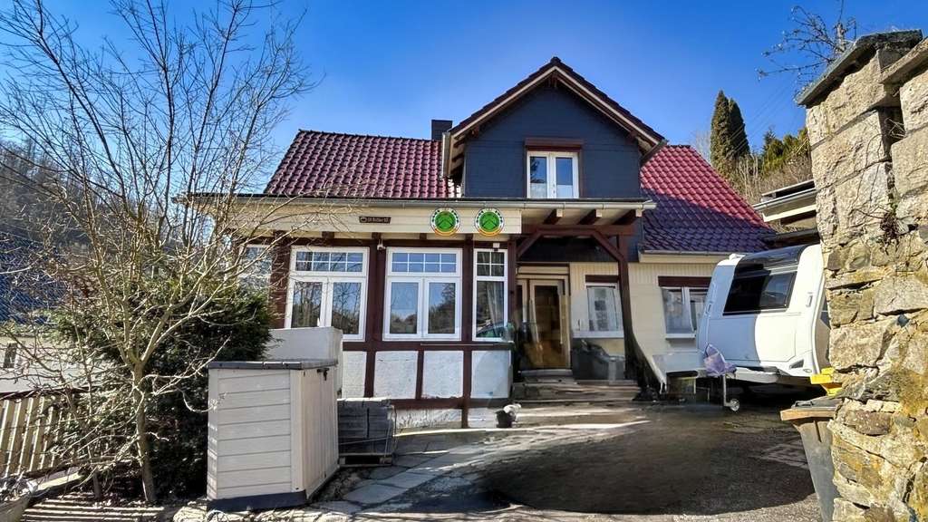 Immobilie in Thale - Modernisiert & vielseitig nutzbar - Bild 0