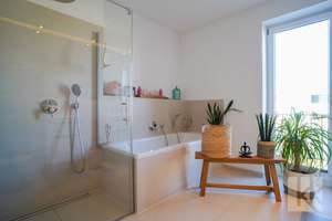 Auf der Sonnenwiese: 4-Zimmer-Wohnung für alle, die Großzügigkeit und Design schätzen – Die vollständige Adresse der Immobilie erhältst du vom Anbieter., 38440 Laagberg, Wolfsburg – Vorschaubild 12