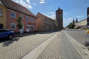 Saniertes Wohnhaus mit kleiner Gewerbeeinheit und Einlieger- oder Gästewohnung in bester Lage in J� – Die vollständige Adresse der Immobilie erhältst du vom Anbieter., 14913 Jüterbog – Vorschaubild 2