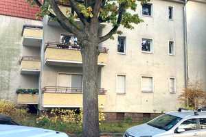 Sehr gepflegte sanierte bezugsfreie Balkon-Wohnung in gesuchter ruhiger Wohnlage – Stegeweg 10, 13407 Berlin – Vorschaubild 1