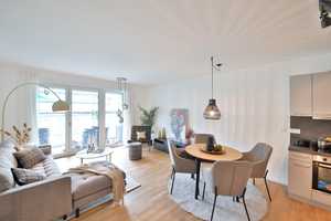 Jetzt Musterwohnung besichtigen! 3-Zimmer Wohnung - Ihr strahlendes Goldstück in jeder Hinsicht – Pforzheim – Vorschaubild 1