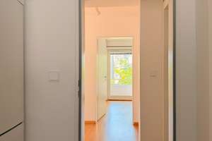 Großzügige 3-Zimmer-Wohnung mit Sonnenterrasse in begehrter Lage der Maxvorstadt mit TG-Stellplatz – Die vollständige Adresse der Immobilie erhältst du vom Anbieter., 80799 Universität, München – Vorschaubild 7