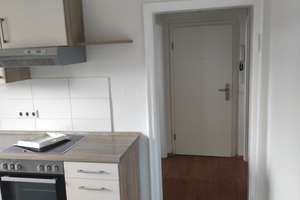 Frisch renovierte 2-Zi-Wohnung mit EBK und Dielenboden – Krappmühlstr. 21, 68165 Schwetzingerstadt/Oststadt, Mannheim – Vorschaubild 4