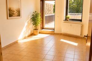 100 m² gepflegte Altbauwohnung mit Dachterrasse & Einbauküche – Hochemmericher Straße 12, 47226 Hochemmerich, Duisburg – Vorschaubild 3