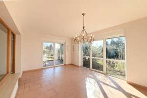 Familientraum mit Potenzial: 222 m² Wohnfläche, großes Grundstück, ruhige Lage! – Die vollständige Adresse der Immobilie erhältst du vom Anbieter., 38444 Heiligendorf, Wolfsburg – Vorschaubild 11