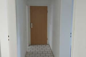 Sehr schön geschnittene 3-Raum-Wohnung im Mehrfamilienhaus – Tannenbergstrasse 28, 45881 Schalke, Gelsenkirchen – Vorschaubild 4