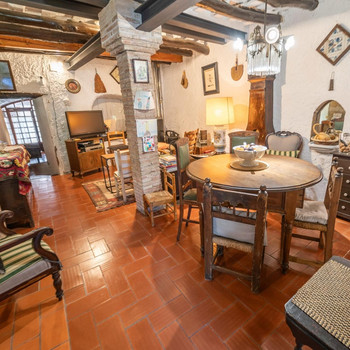 Rustikales Haus in Ordis, Alt Empordà, Girona