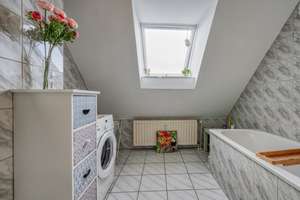 Lichtdurchflutete 3-Zimmer- Maisonette Wohnung in Düsseldorf Bilk  – Die vollständige Adresse der Immobilie erhältst du vom Anbieter., 40223 Oberkassel, Düsseldorf – Vorschaubild 8