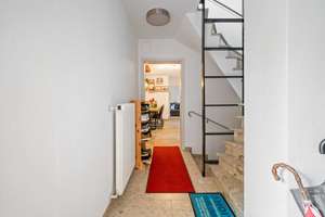 Zweifamilienhaus in ruhiger Traumlage – Stil, Komfort & Natur – Die vollständige Adresse der Immobilie erhältst du vom Anbieter., 93055 Brandlberg-Keilberg, Regensburg – Vorschaubild 2