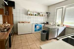 Attraktives Mehrfamilienhaus mit gewerblicher Einheit im EG und 3 vermieteten Wohnungen – Bielefeld – Vorschaubild 7