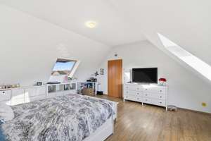 Langel: bezugsfreie 3-Zi. Maisonette-Wohnung mit Stellplatz,  Balkon + EBK! – Die vollständige Adresse der Immobilie erhältst du vom Anbieter., 51143 Zündorf, Köln – Vorschaubild 15