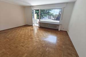 Helle 3-Zimmer-Wohnung mit Balkon und Blick ins Grüne in Köln-Auweiler