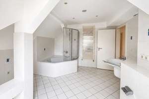 Bezugsfrei | Helle Maisonettewohnung | Großer Balkon | Gohlis-Mitte – Die vollständige Adresse der Immobilie erhältst du vom Anbieter., 4157 Gohlis-Mitte, Leipzig – Vorschaubild 16