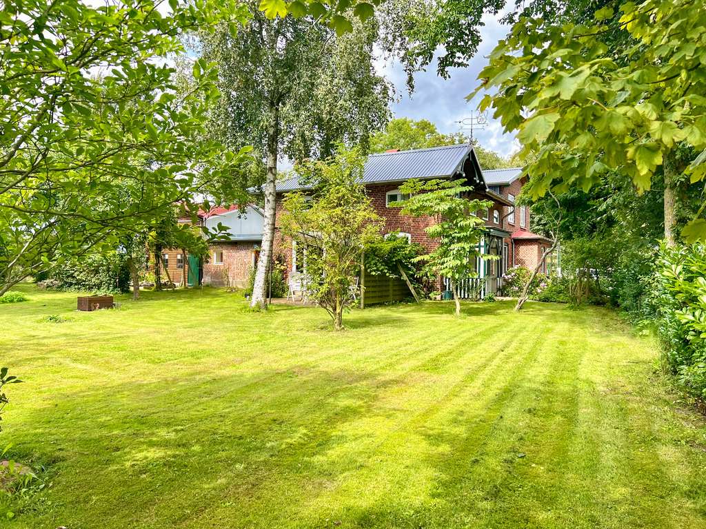 Immobilie in Esgrus - Charmantes Landhaus mit viel Platz für individuelle Gestaltung - Bild 0