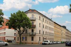 Freistehende 3 Zimmer Dachgeschosswohnung in Leipzig Stötteritz mit Aufzug und Loggia – Die vollständige Adresse der Immobilie erhältst du vom Anbieter., 4299 Stötteritz, Leipzig – Vorschaubild 3
