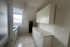 LICHTDURCHFLUTETE 3-ZIMMER-WOHNUNG MIT DACHBODEN IN TOPQUARTIER – 40477 Pempelfort, Düsseldorf – Vorschaubild 6