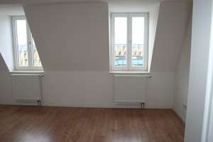 Provisionsfreie 3,5 Zimmerwohnung mit ca. 98 m² im Herzen von Solingen – Kölner Str. 73-77, 42651 Solingen-Mitte, Solingen – Vorschaubild 4