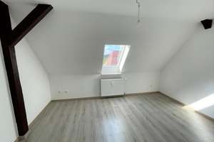 Nette Nachbarn inklusive - moderne 5-Zimmer-Dachgeschosswohnung in Braunschweig-Ölper! – Celler Heerstraße 37, 38114 Lehndorf-Watenbüttel, Braunschweig – Vorschaubild 8