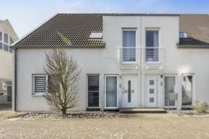 Lichtdurchflutete Maisonette-Wohnung mit hochwertiger Ausstattung in Mönchengladbach – Die vollständige Adresse der Immobilie erhältst du vom Anbieter., 41068 Venn, Mönchengladbach – Vorschaubild 2