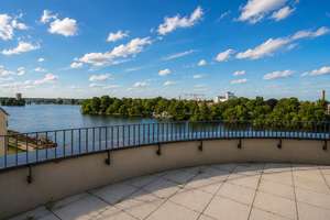 Einzigartige 2-Zimmer-Penthouse-Wohnung mit großer Dachterrasse und sensationellem 180°-Havelblick! – Die vollständige Adresse der Immobilie erhältst du vom Anbieter., 13585 Hakenfelde, Berlin – Vorschaubild 9