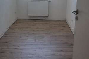 Viel Platz für den Alltag in dieser 5-Zimmer-Wohnung in Koblenz – Koblenzer Straße 192, 56073 Moselweiß, Koblenz – Vorschaubild 1