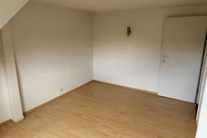 Wow, Gepflegtes Mehrfamilienhaus, mit 2 freien Wohnungen, in ruhiger Lage in Kücknitz – Die vollständige Adresse der Immobilie erhältst du vom Anbieter., 23569 Kücknitz, Lübeck – Vorschaubild 17