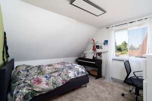 Modernisiertes Einfamilienhaus mit großem Garten – Die vollständige Adresse der Immobilie erhältst du vom Anbieter., 29313 Hambühren – Vorschaubild 16