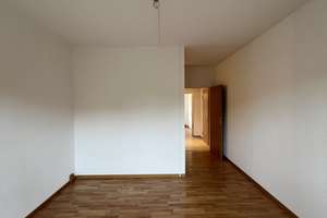 Lichtdurchflutete 2-Raum-Wohnung mit TOP Einbauküche! – Wolgograder Allee 70, 9123 Hutholz, Chemnitz – Vorschaubild 6