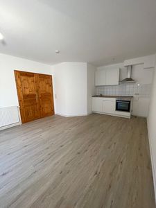 2-Zimmer-Wohnung mit großer Terrasse in der Nähe vom Tremser Teich