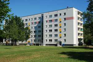 3-Raum-Wohnung mit offenem Wohn-/Essbereich und Balkon – Dr.-S.-Allende-Str. 56, 9119 Chemnitz – Vorschaubild 2