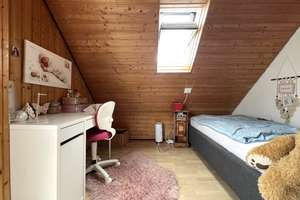 Provisionsfrei! Charmante Doppelhaushälfte + Garage in ruhiger Lage von Jettingen – Die vollständige Adresse der Immobilie erhältst du vom Anbieter., 71131 Jettingen – Vorschaubild 21