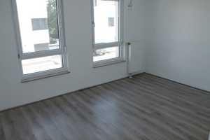 Modernes Reihenmittelhaus mit EBK, Garten & Tiefgaragen-Stellplatz  in Wiesbaden-Erbenheim – Wiesbaden – Vorschaubild 6