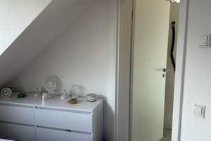 ERST LESEN - Villenviertel Exklusive Dachgeschosswohnung mit traumhafter Dachterrasse – ab 01.05.25 – Bonn – Vorschaubild 19