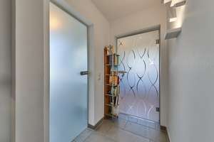 WOHNEN AUF 2 EBENEN! 4 Zimmer Maisonette mit Stellplatz, Fußbodenheizung und Balkon in ruhiger Lage – Die vollständige Adresse der Immobilie erhältst du vom Anbieter., 65205 Erbenheim, Wiesbaden – Vorschaubild 16