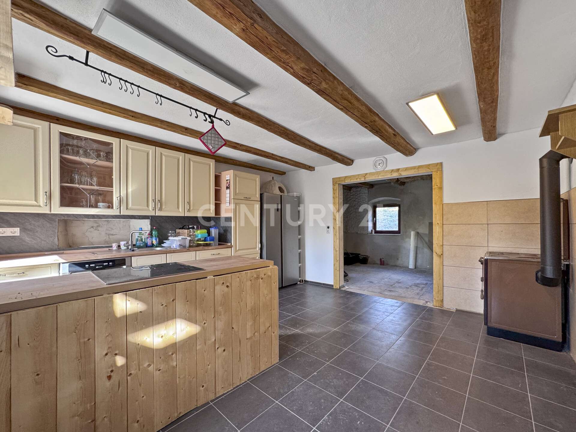 Immobilie in Nittenau - Weitläufiges Grundstück mit 1919 m² und Altbestand in ruhiger Lage - Bild 0