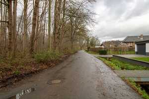 Freistehendes 3 Pateienhaus in Korschenbroich mit Garagen Stellplätzen und Garten in Toplage – Neuss (Rhein-Kreis) – Vorschaubild 29