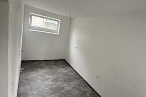 Stilvolle 3-Raum-Wohnung mit gehobener Ausstattung mit Balkon und Stellplatz in Salzgitter – Salzgitter – Vorschaubild 9