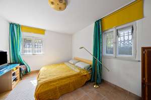 Bestlage Warnenweg: Großes Einfamilienhaus in Westender Villenlage auf einem sonnigen Südgrundstück – Die vollständige Adresse der Immobilie erhältst du vom Anbieter., 14052 Westend, Berlin – Vorschaubild 12