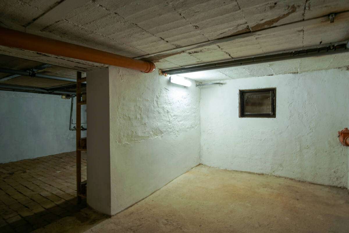 Immobilie in Niemegk - Großes Einfamilienhaus mit Ausbaupotenzial sucht neue Bewohner. - Bild 2