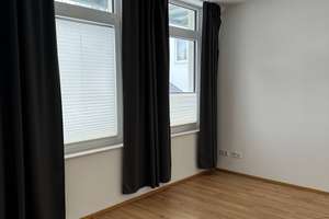 Stilvoll wohnen am Kesselbrink – moderne 2-Zimmer-Wohnung mit Einbauküche und Balkon – Turnerstraße 1b, 33602 Mitte, Bielefeld – Vorschaubild 3