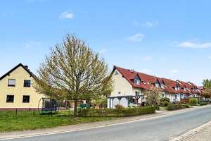 Gepflegtes Reihenendhaus mit Kamin und hübschem Grundstück in ruhiger Wohnlage von Arnsdorf – Die vollständige Adresse der Immobilie erhältst du vom Anbieter., 1477 Arnsdorf – Vorschaubild 23