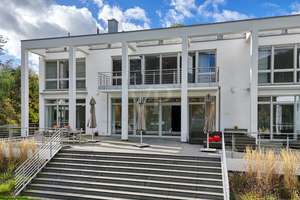 Imposantes Anwesen in direkter Rheinlage – Die vollständige Adresse der Immobilie erhältst du vom Anbieter., 53179 Mehlem, Bonn – Vorschaubild 3