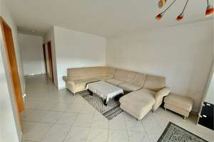 Lebendiger Alltag in Ludwigshafen: 3-Zimmer-Wohnung mit Balkon – 67063 Nord-Hemshof, Ludwigshafen am Rhein – Vorschaubild 2