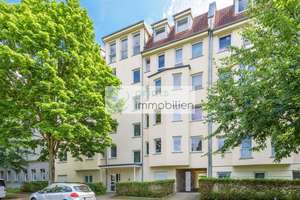 DACHGESCHOSS • 5 ZI • SONDERNUTZUNG DACHTERRASSE • BALKON • AUFZUG • KELLER • BJ 2000 • WEISSENSEE – Meyerbeerstrasse 46, 13088 Weißensee, Berlin – Vorschaubild 5
