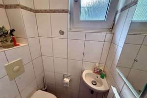 Doppelhaushälfte mit schönem Garten in Alstaden – Garage, Fernwärme & Entwicklungspotenzial – Die vollständige Adresse der Immobilie erhältst du vom Anbieter., 46049 Lirich-Süd, Oberhausen – Vorschaubild 8