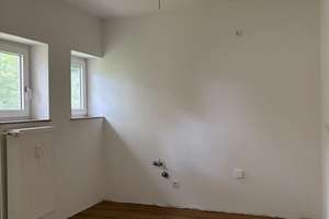 Modernisierte 3-Zimmer-Wohnung mit Balkon in Essen Kray – Schollenbroich 8, 45307 Kray, Essen – Vorschaubild 3